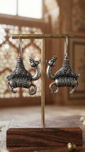 Camel hanging earrings