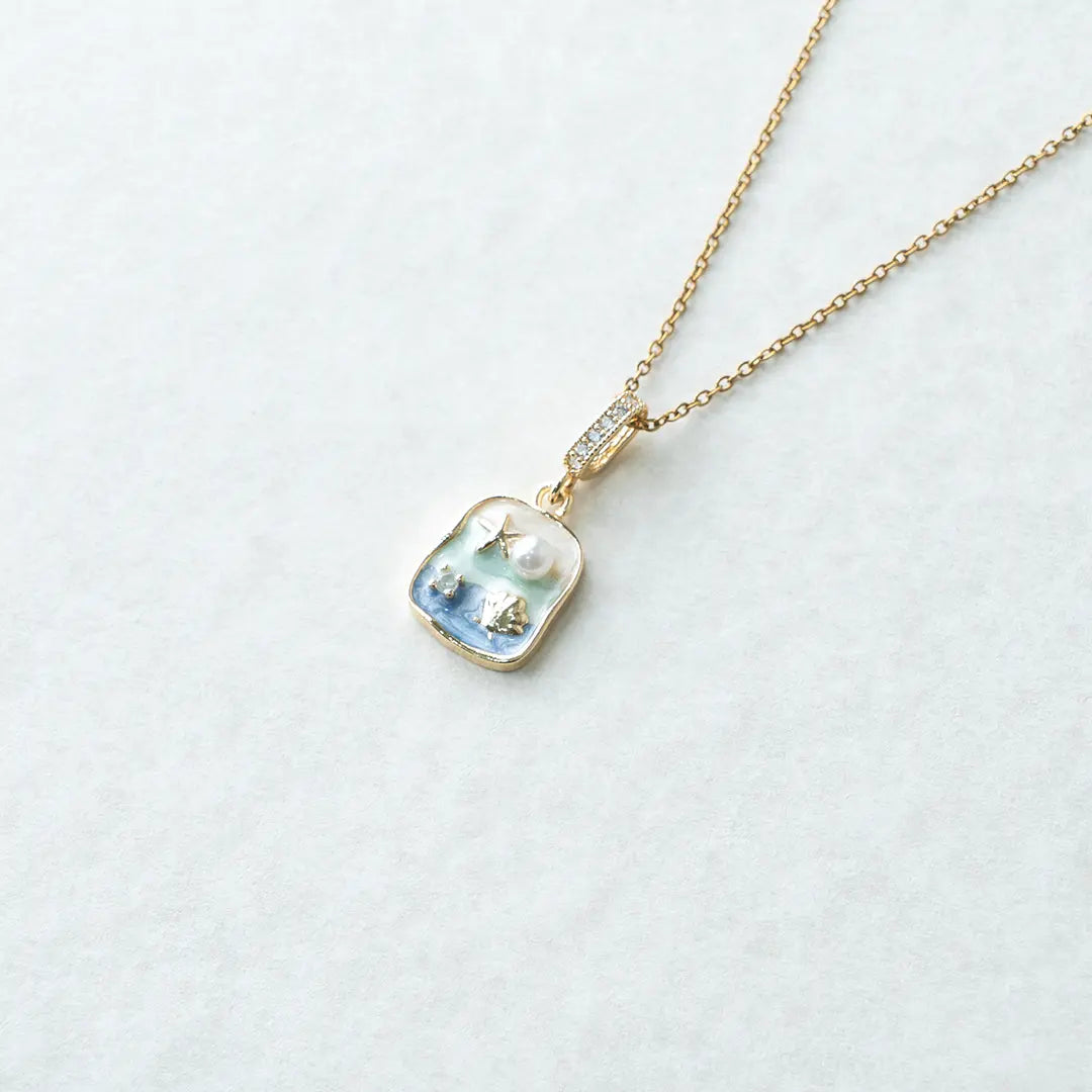 Starfish Shell Square Pendant