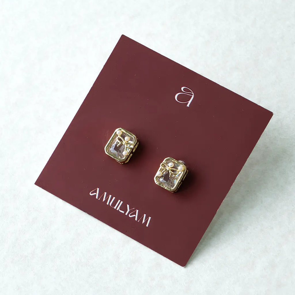 Square Shape Stud