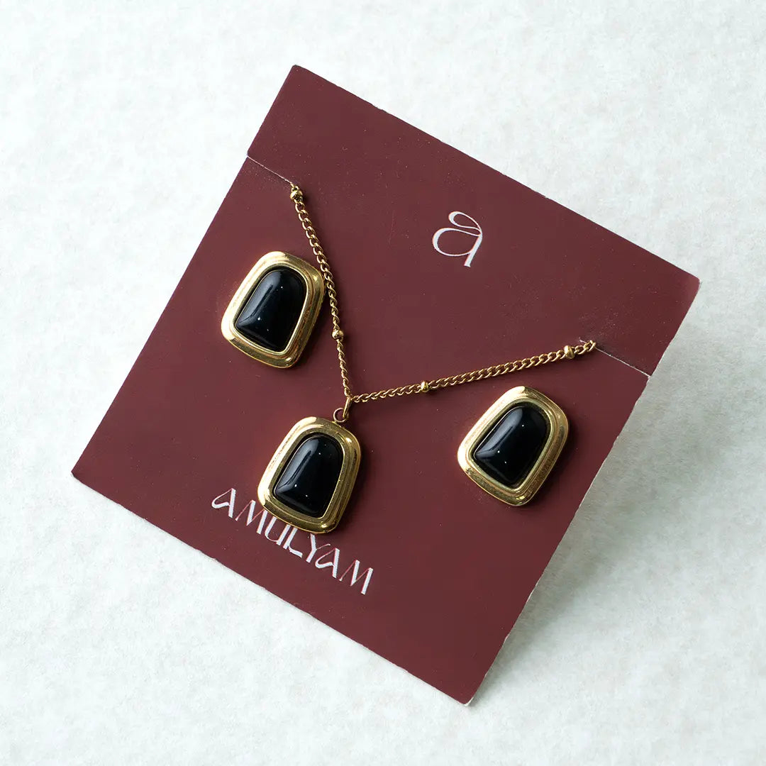 Black Gem Stone Set