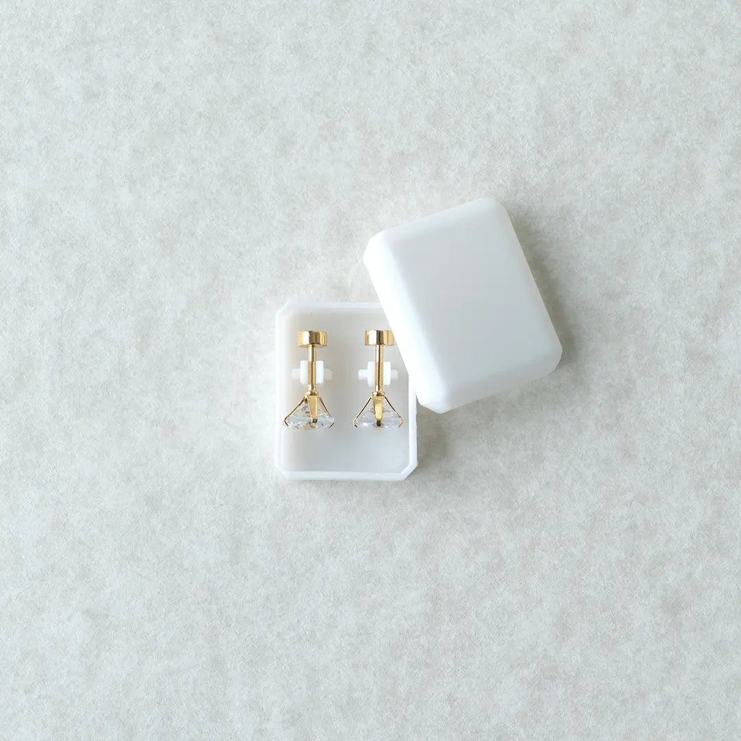 Flat back studs