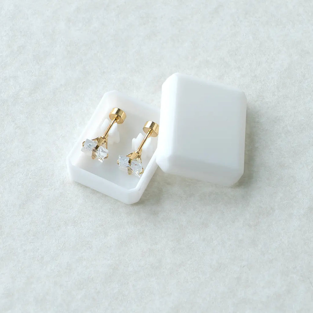Flat back studs
